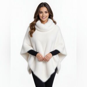 NWT Cliche Snow White Faux Fur Poncho Shawl Cape One Size Cozy Chic S/M